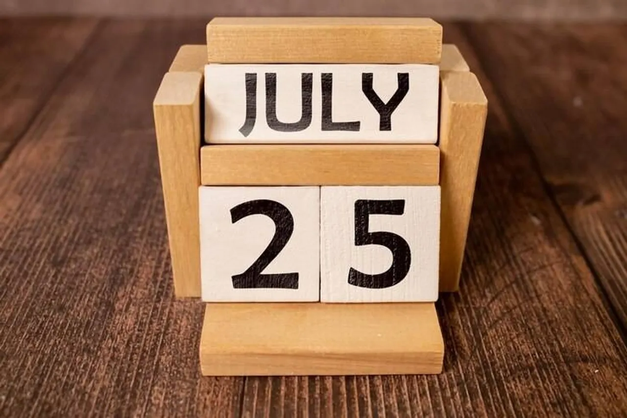 July, horoscope