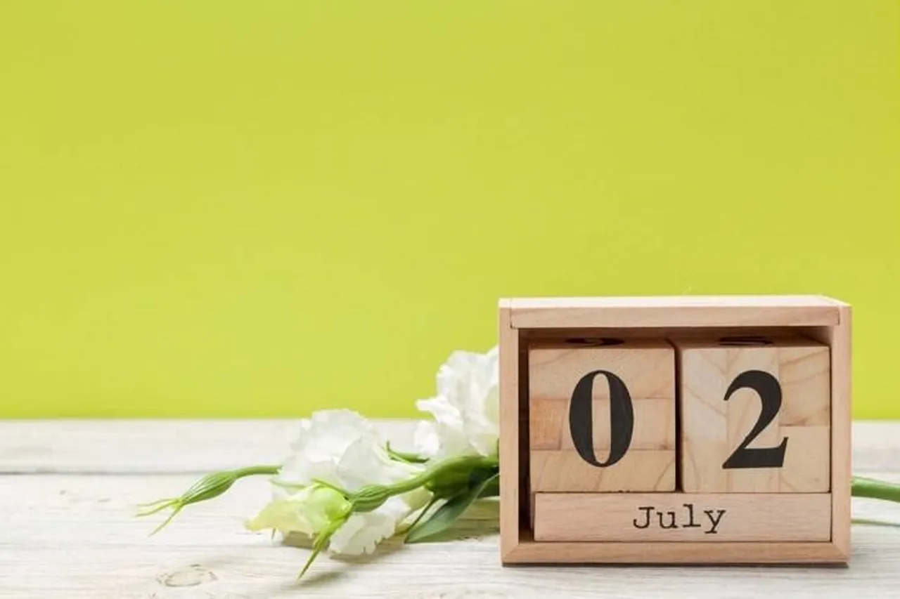 July, Horoscope