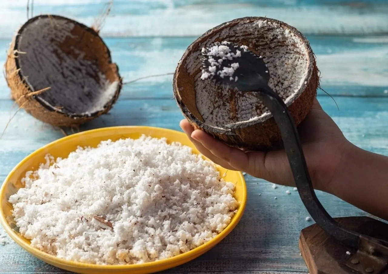 Grate Coconut Easily 1