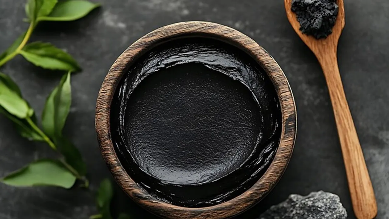 Herbal Hair Dye With Curryleaves FI