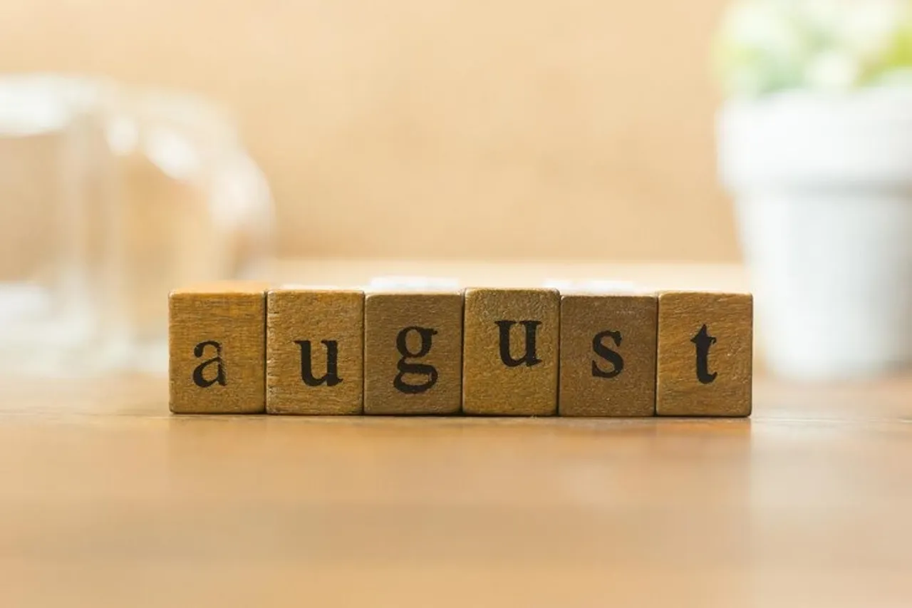 August, horoscope
