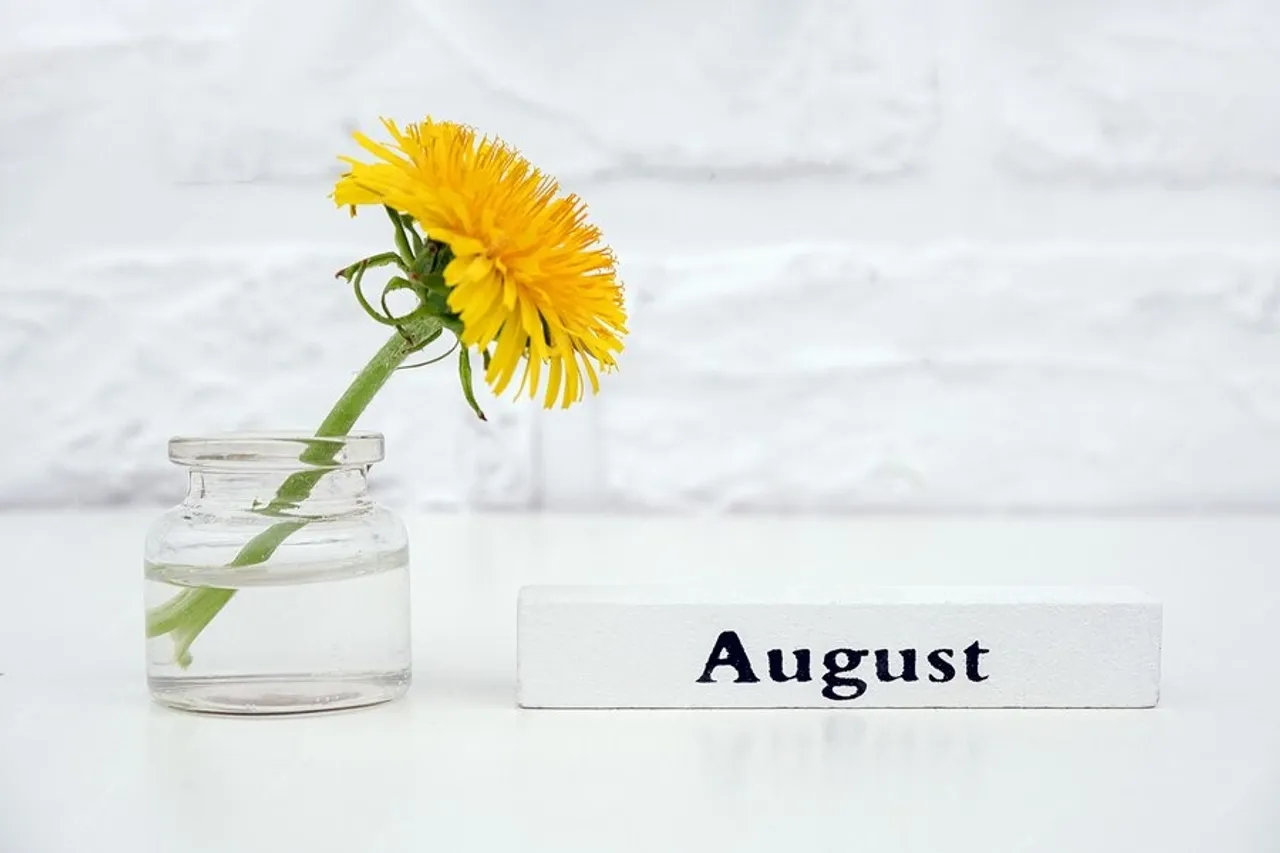 August, horoscope
