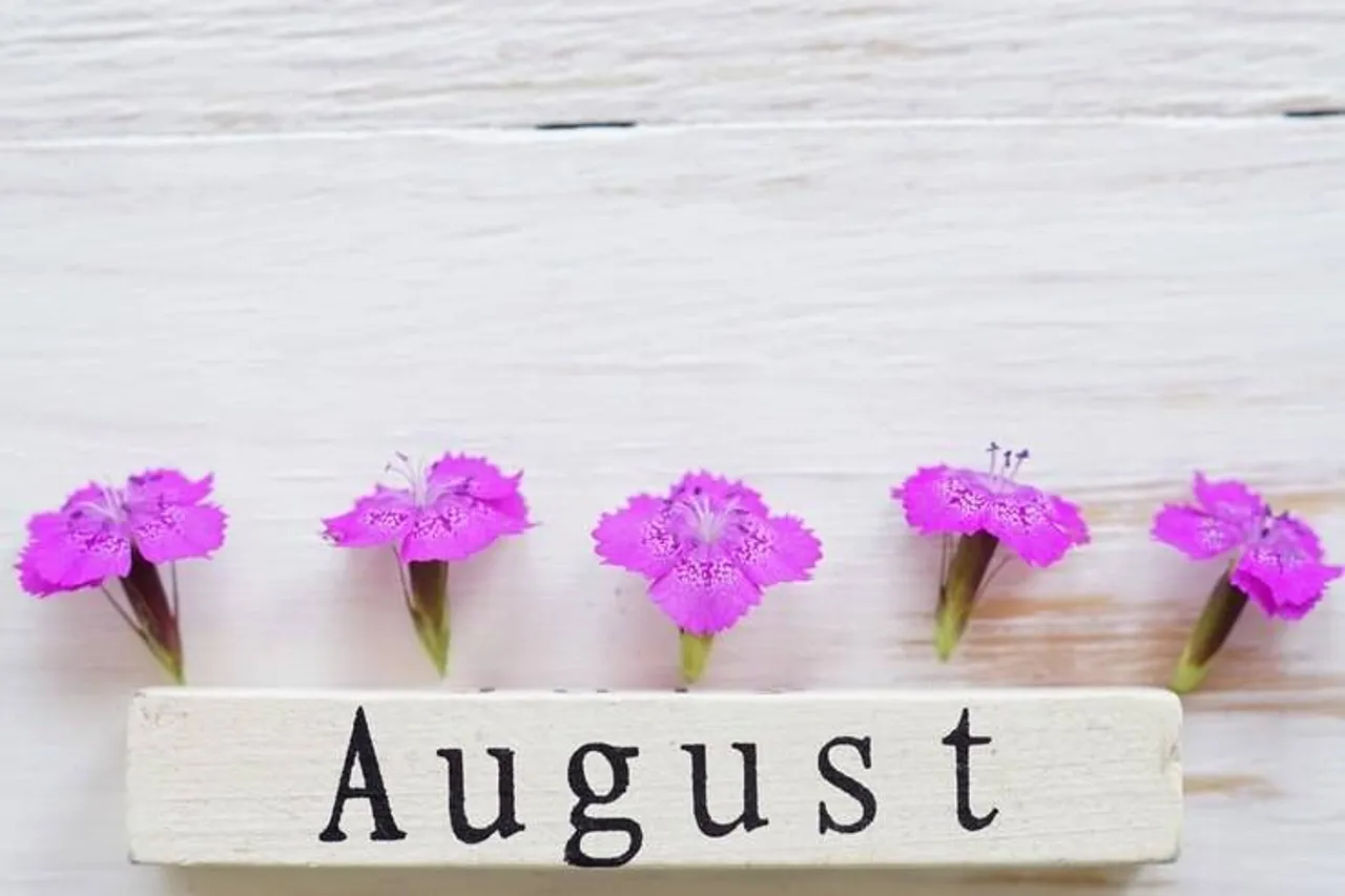 august, horoscope