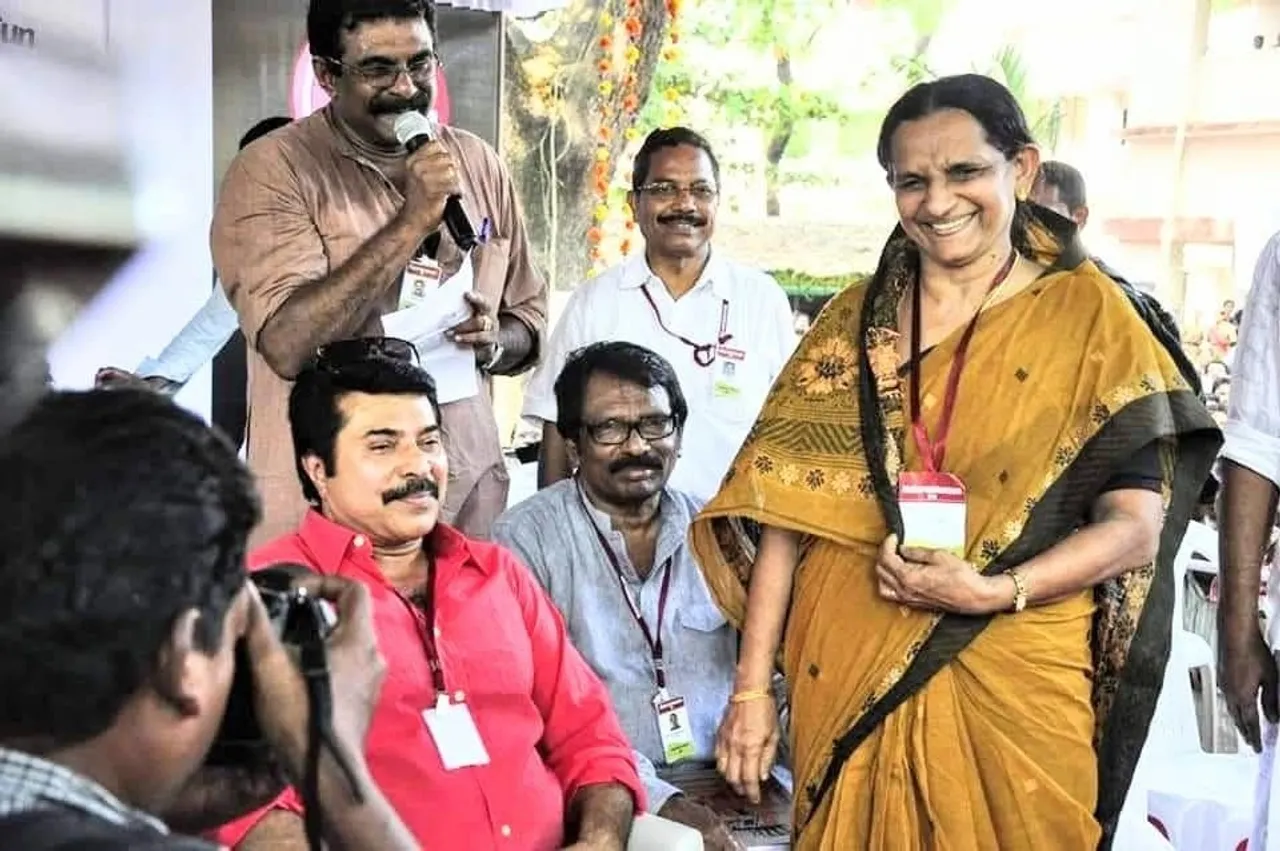 Mammootty Maharajas pics 3