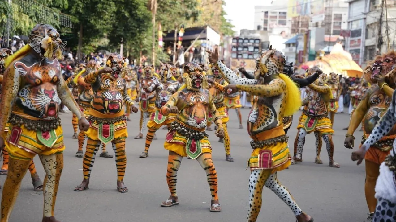 Pulikali Pulikkali 2