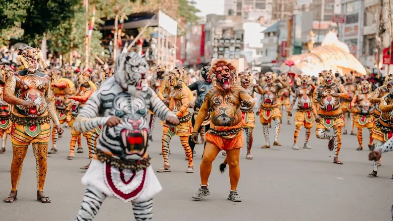 Pulikali Pulikkali 4