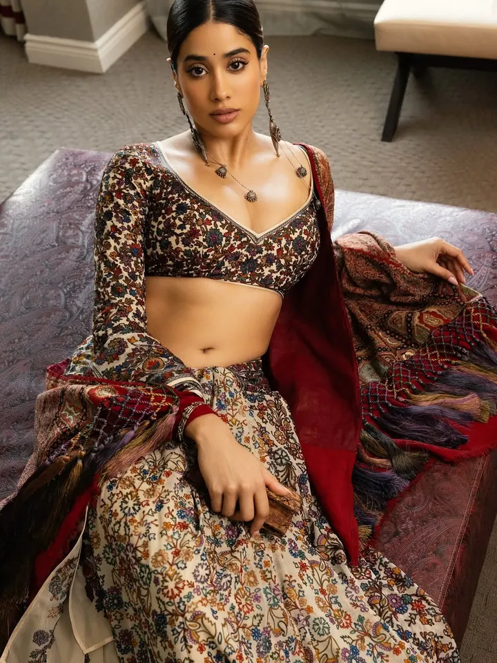 Janhvi Kapoor Photos