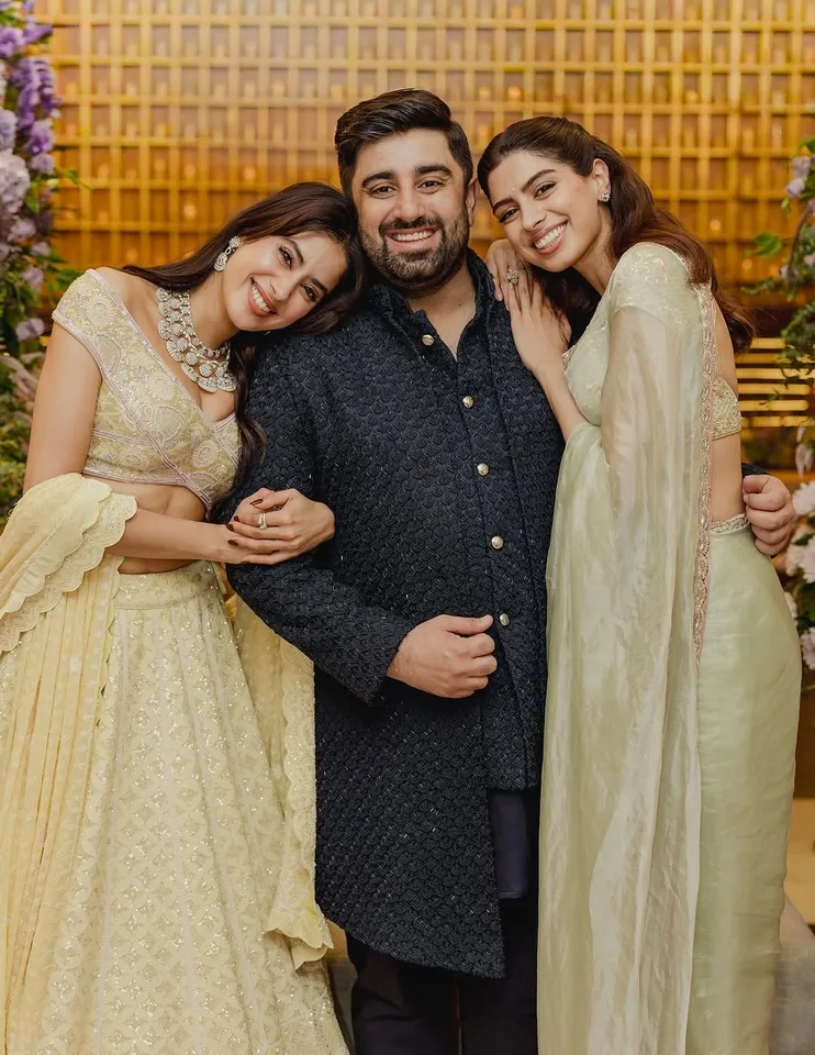 Janhvi at Anushula Rohan wedding (6)