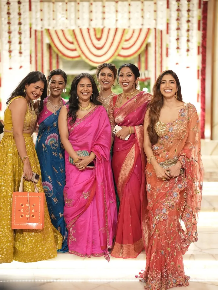 Navya Nair Kalyan Navaratri (15)