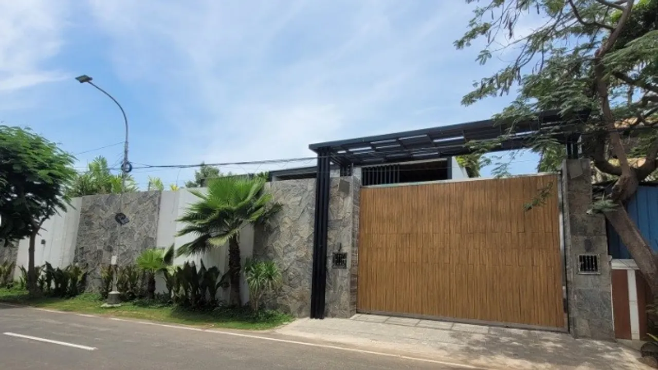 Vijay chennai house