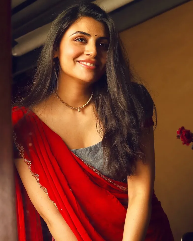 Bigg Boss 19 wildcard contestant Malti Chahar Cricketer Deepak Chahar sister 8