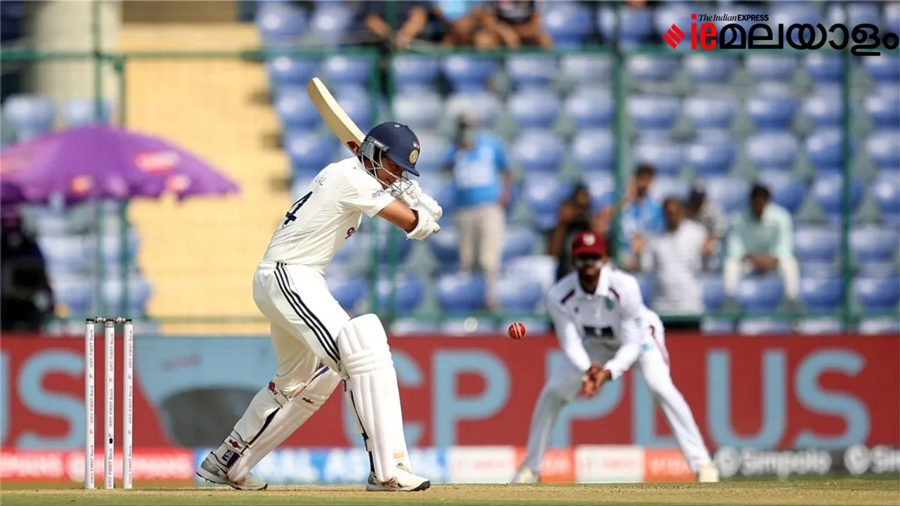 Yashaswi batting