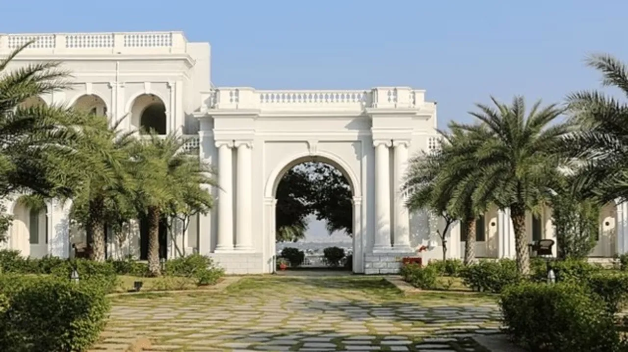 Palaces In India 3