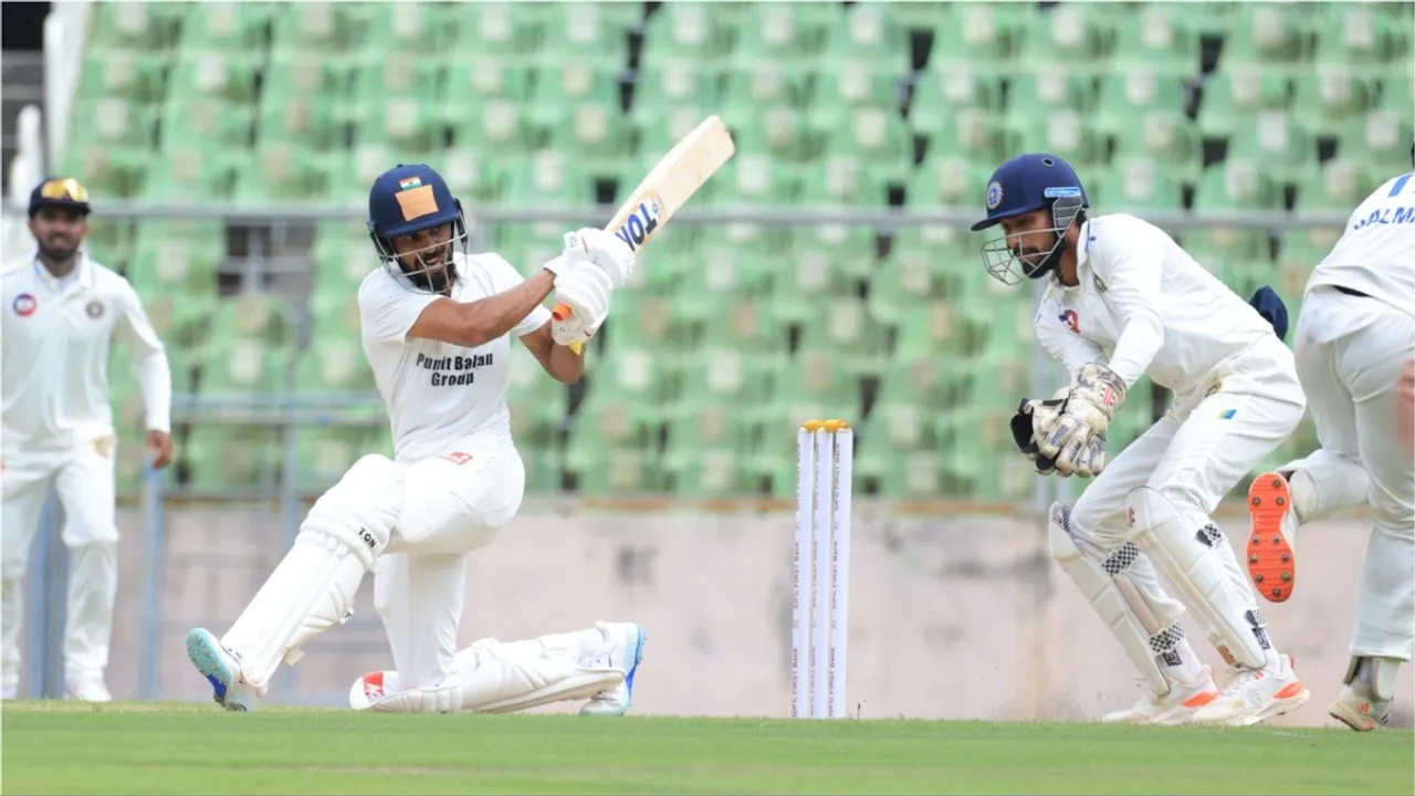 Kerala Vs Maharashtra Ranji Trophy Match First Day