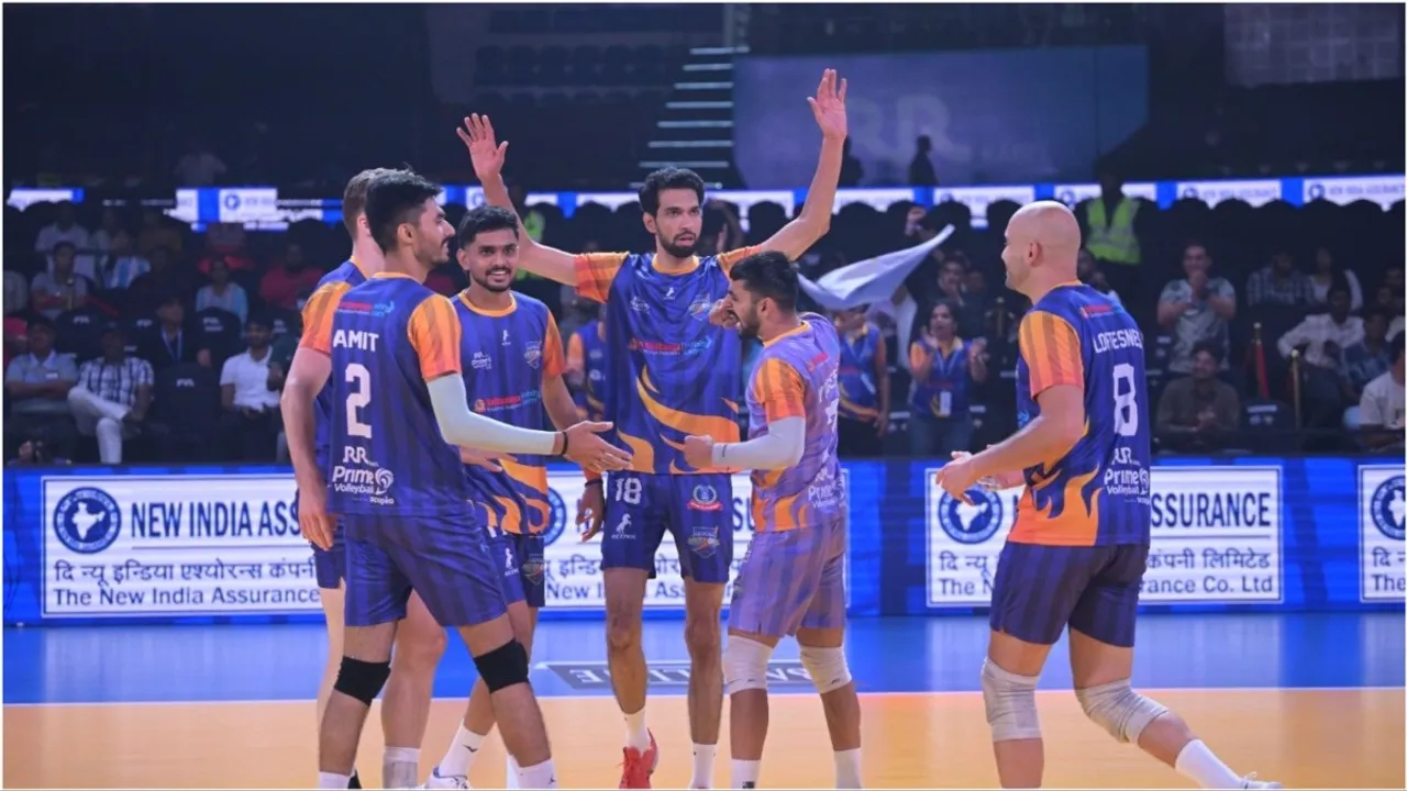 Prime Vollyeyball League Kochi Blue Spikers Vs Mumbai