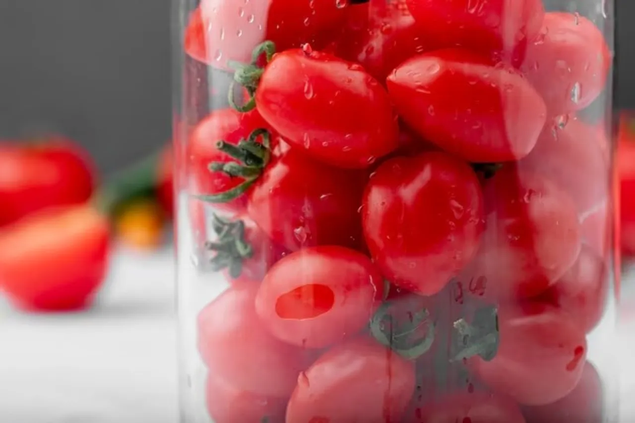 Store Tomatoes Fresh 2