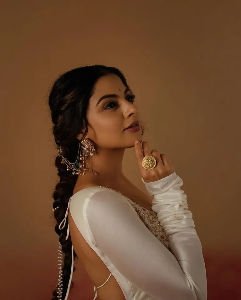 nikhila Vimal diwali 4