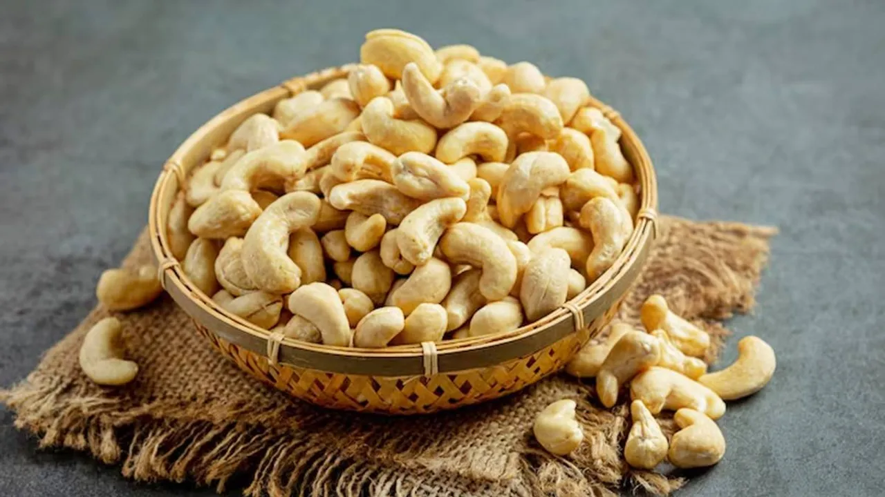 Soaked Cashews