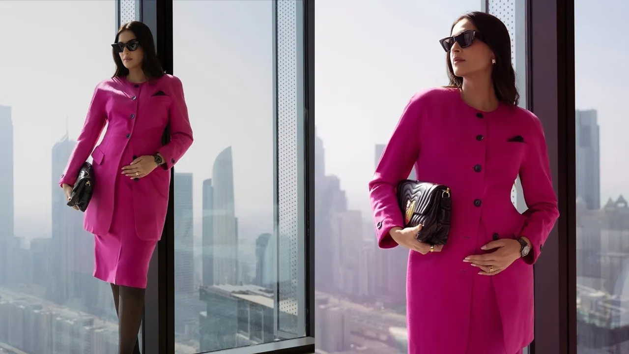 Sonam Kapoor announces SECOND PREGNANCY