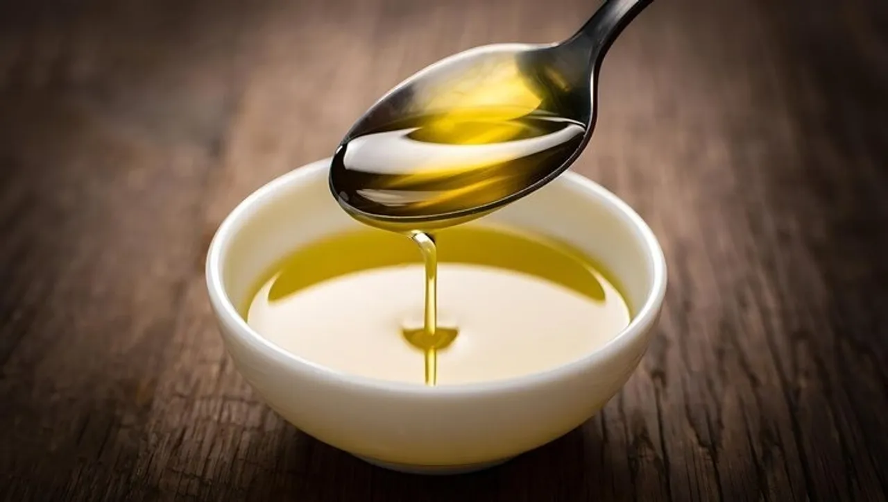 Coconut Oil For Hair 4