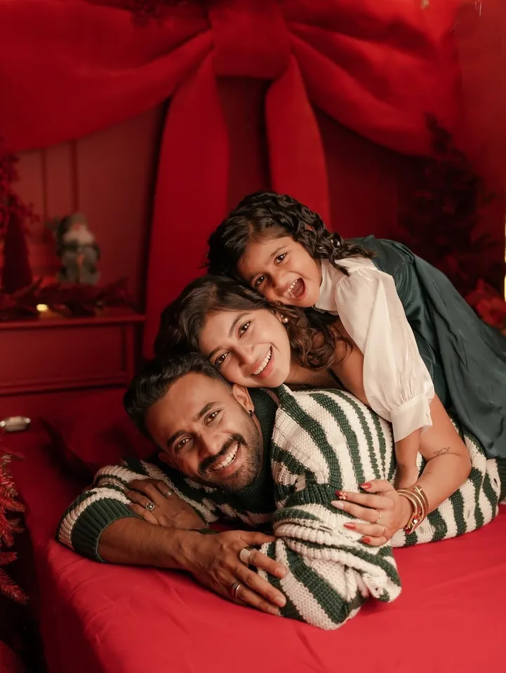 Arjun Ashokan and family 1