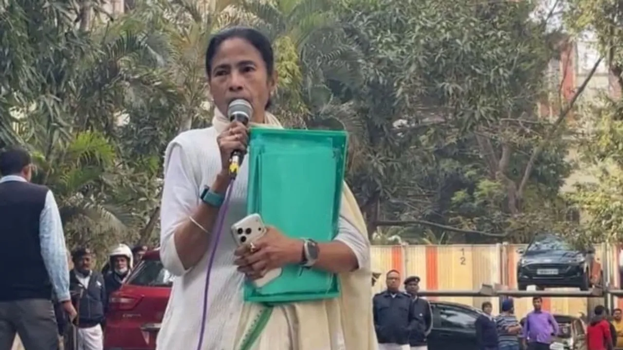 CM Mamata Banerjee