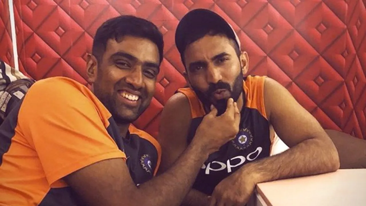 R Aswin, DK, Dinesh karthik