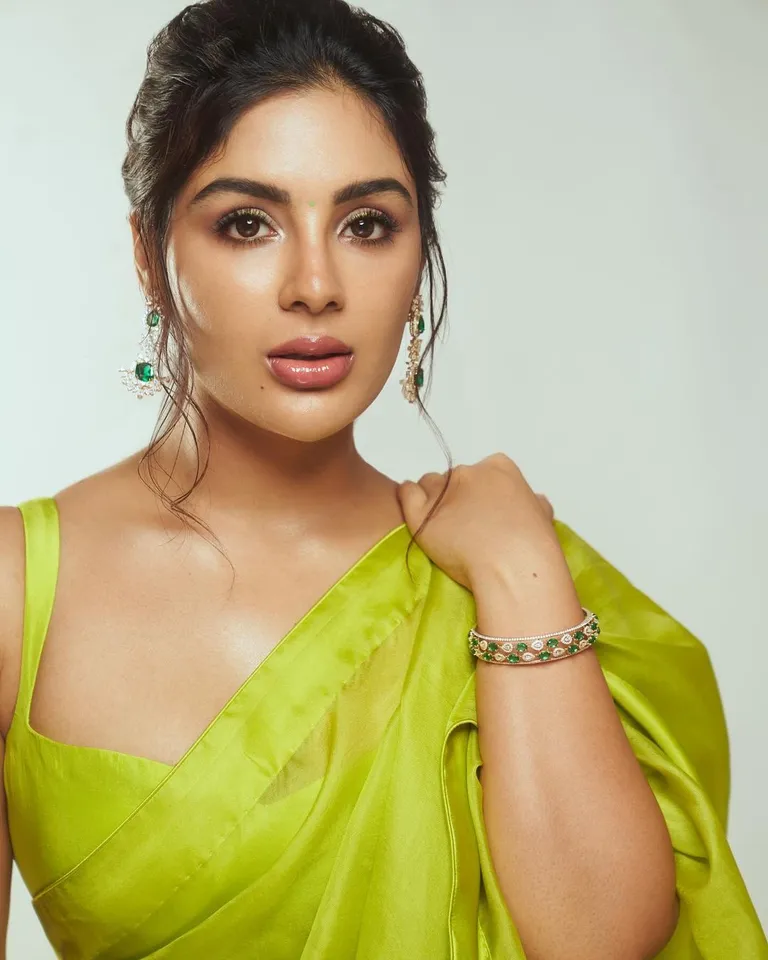 Samyuktha Menon Latest