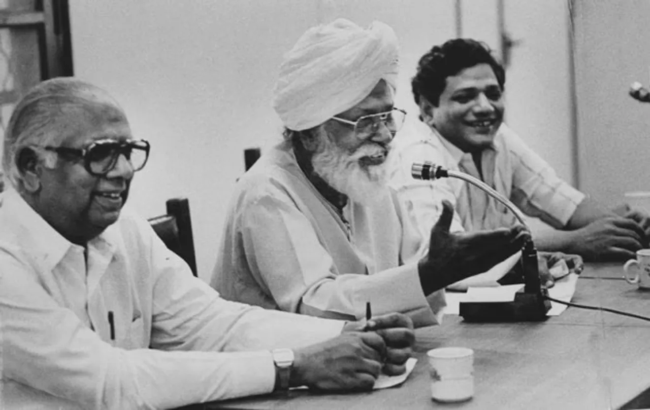 Sitaram Yechury, Sitaram Yechury Photo 4
