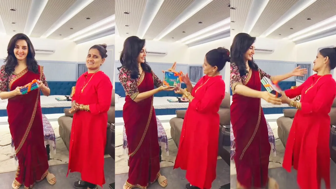 Manju Warrier |  Agent Tina