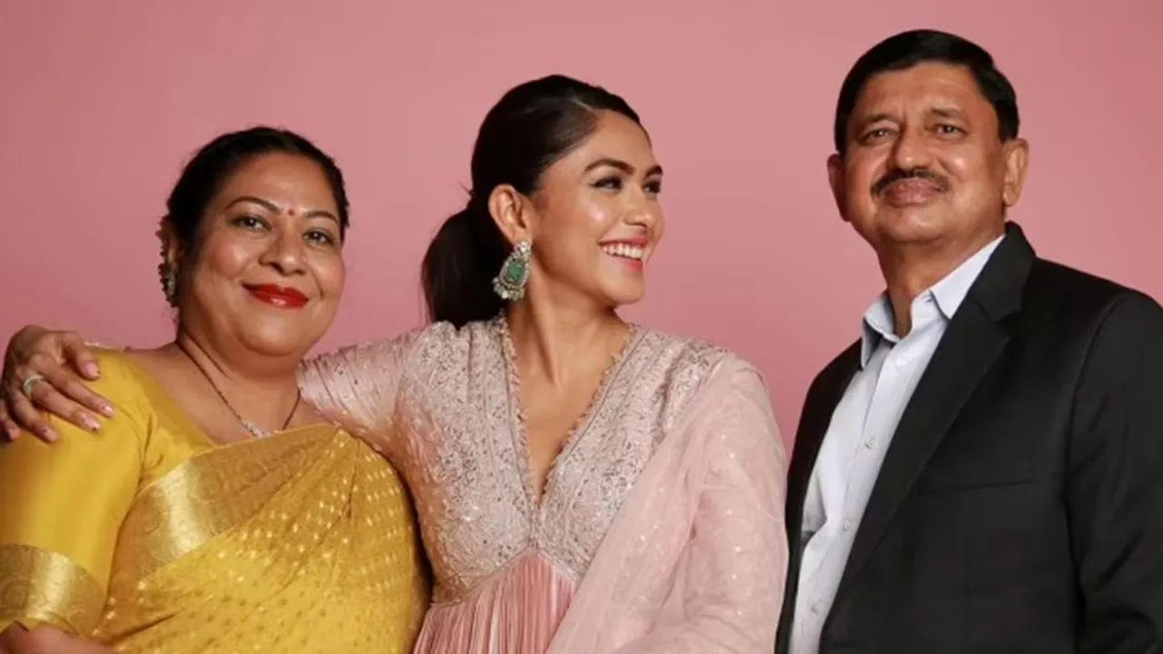 Mrunal Thakur | Mrunal Thakur Family