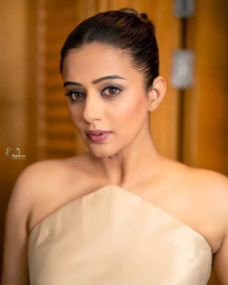 Priyamani Filmfare Oufit