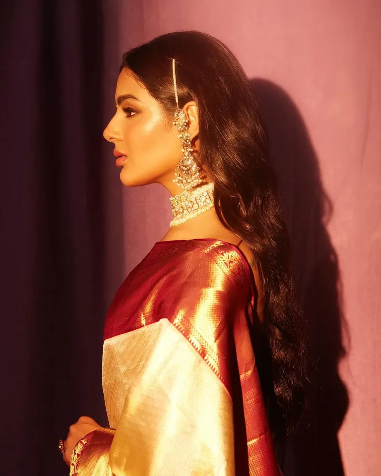 Samyuktha In Bridal Saree 4