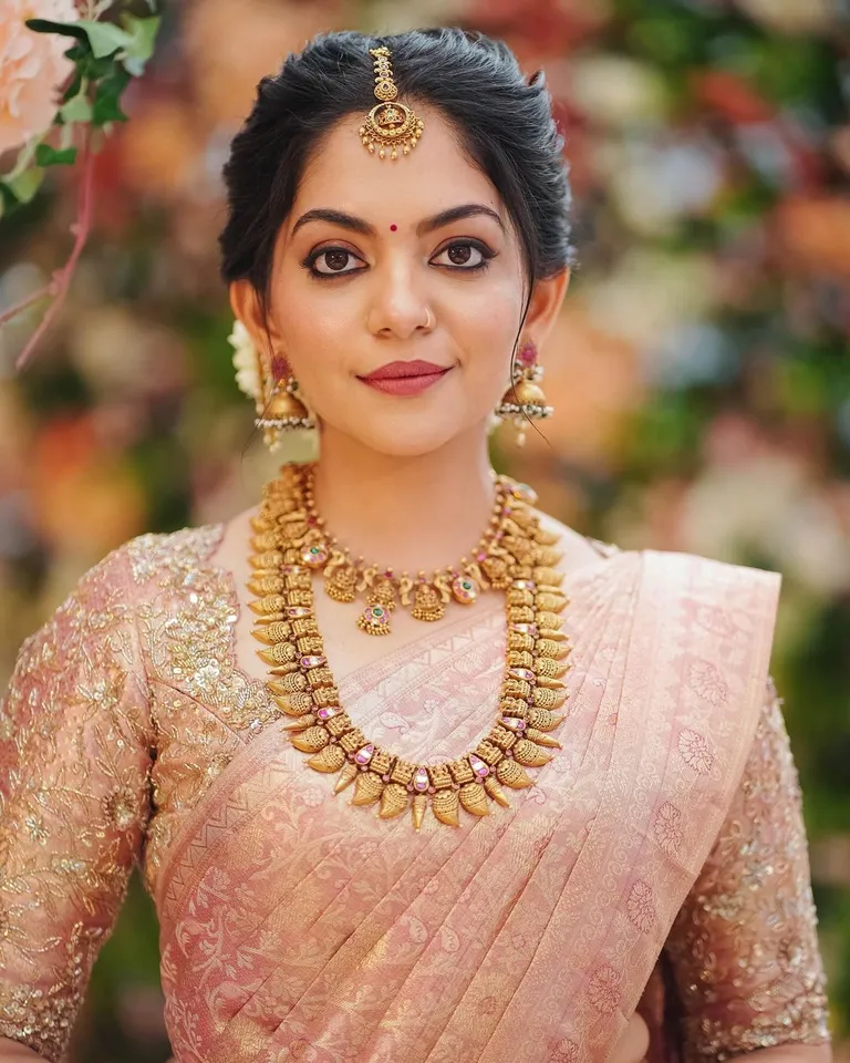 Ahaana Krishna Bridal Look