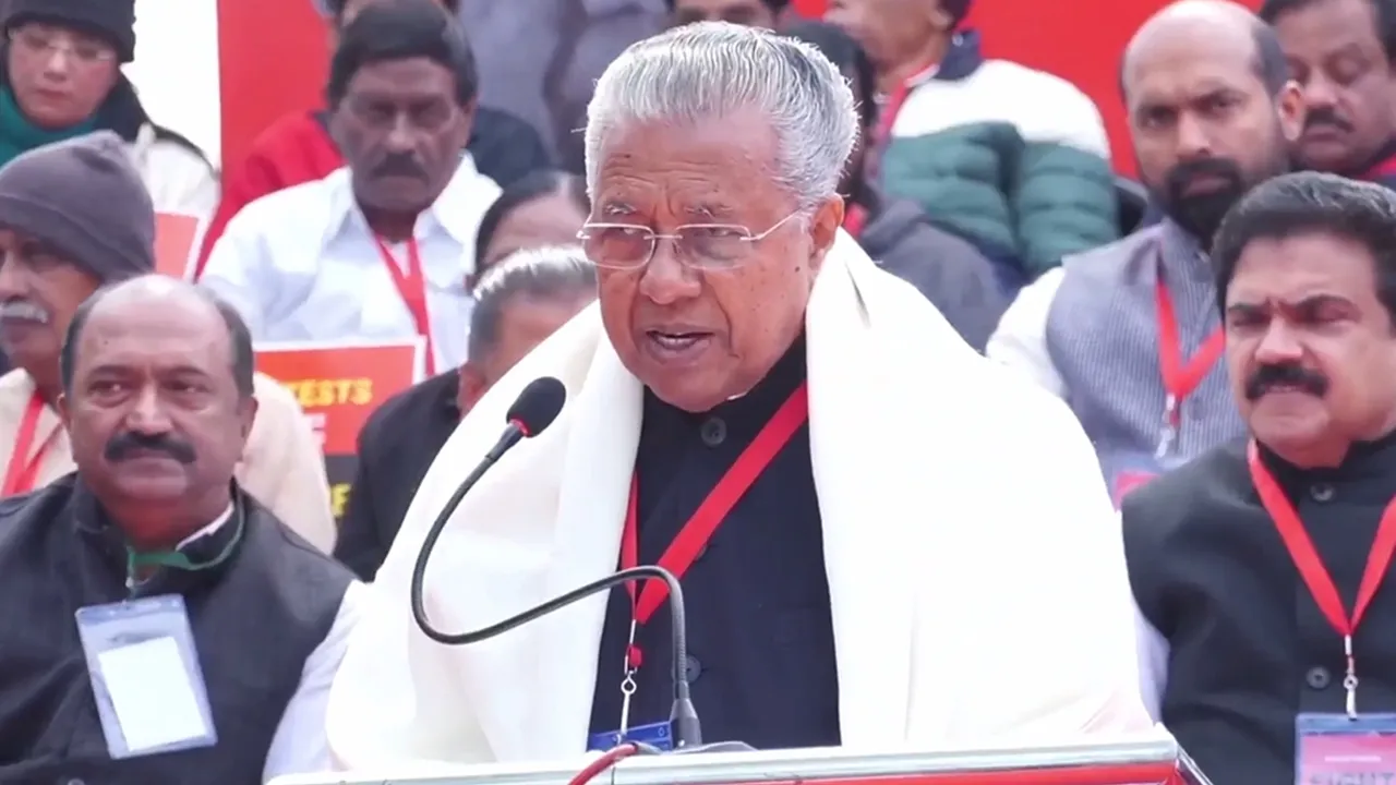 pinarayi vijayan | delhi protst