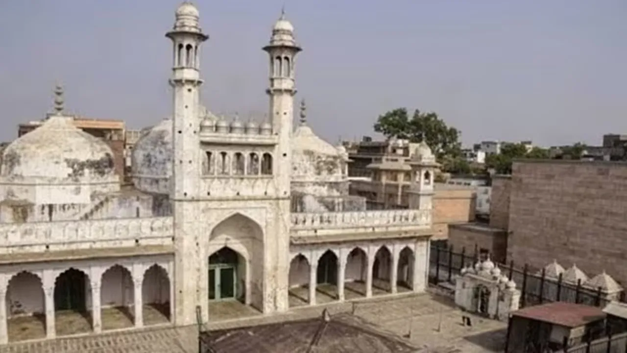 Gyanvapi, mosque