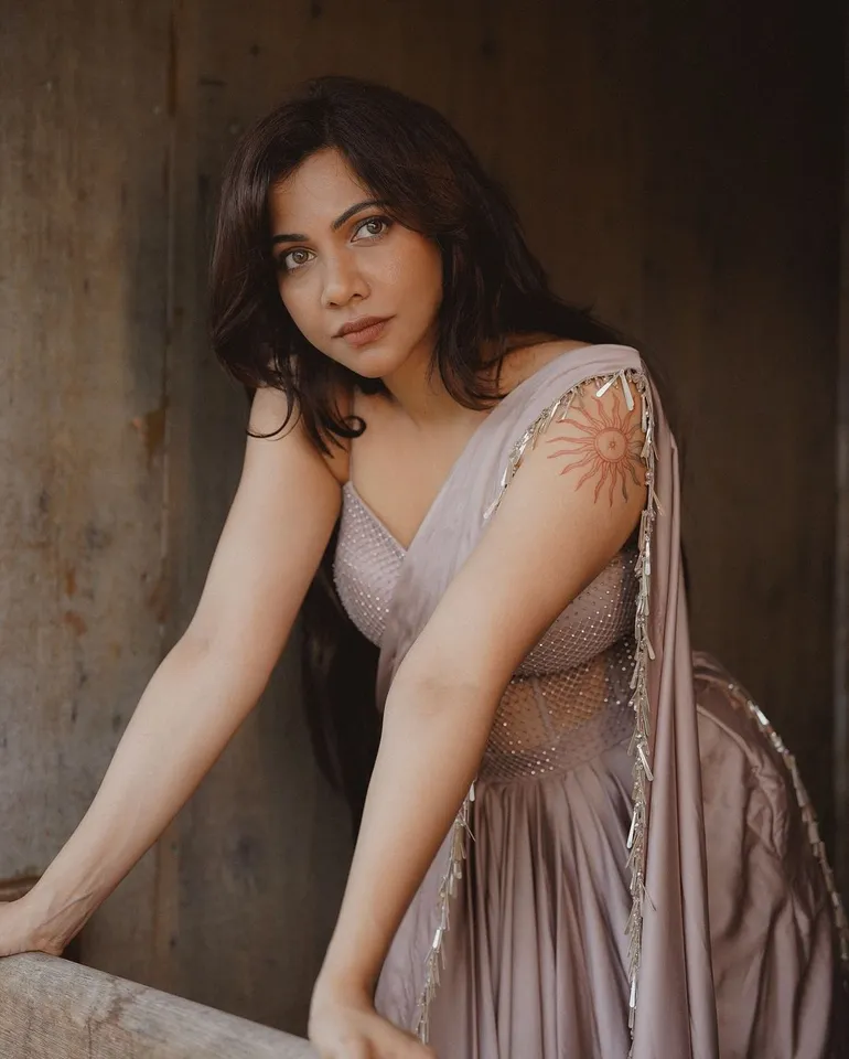 Madonna Sebastian Glamourous Look