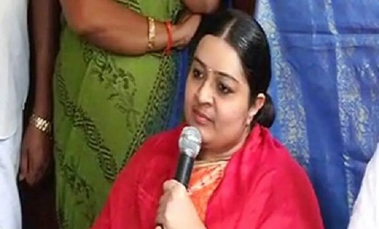 deepa jayakumar, aiadmk, jayalalithaa, tamilnadu, poilitics