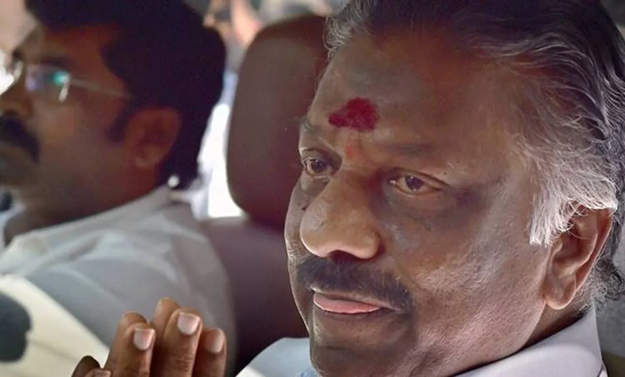 പനീര്‍ശെല്‍വത്തെ പാര്‍ട്ടിയില്‍ നിന്നും പുറത്താക്കി; പളനിസ്വാമി തലപ്പത്തേക്ക്