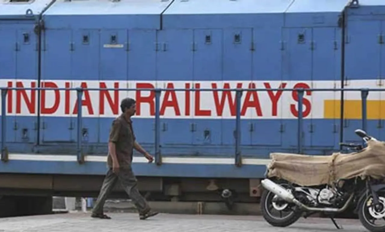 Southern Railway, Railway line, Salem, Morapur, kerala trains, maoists, ദക്ഷിണ റയിൽവേയിൽ അട്ടിമറി ശ്രമം, കേരളത്തിലേക്കുള്ള തീവണ്ടികൾ
