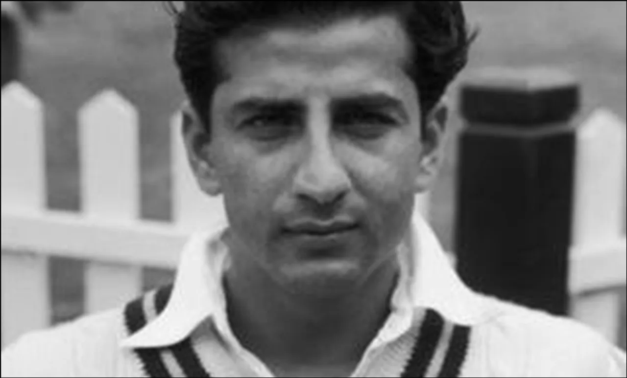 ടെസ്റ്റ് ക്രിക്കറ്റില്‍ അരങ്ങേറ്റം ഇന്ത്യക്ക് വേണ്ടി, പടിയിറക്കം പാക്കിസ്ഥാൻ ക്യാപ്റ്റന്‍ ആയി !