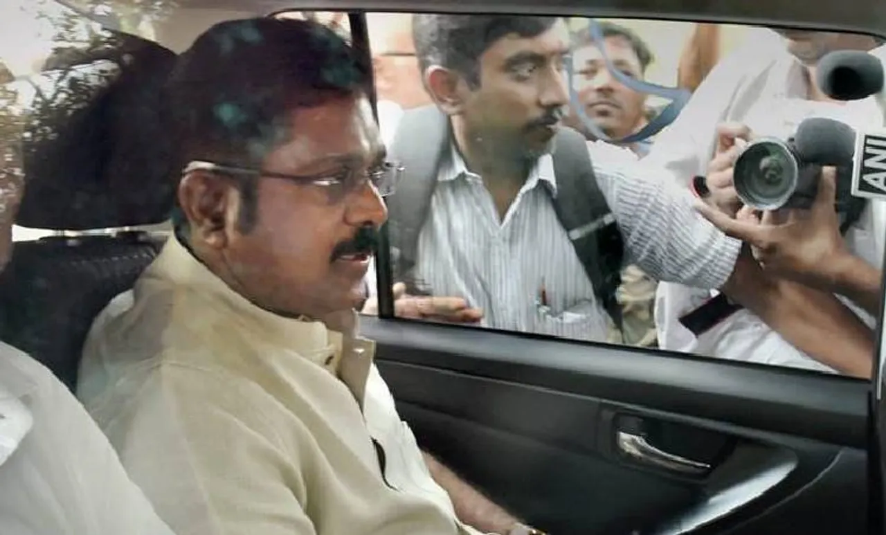 TTV Dhinakaran, aiadmk