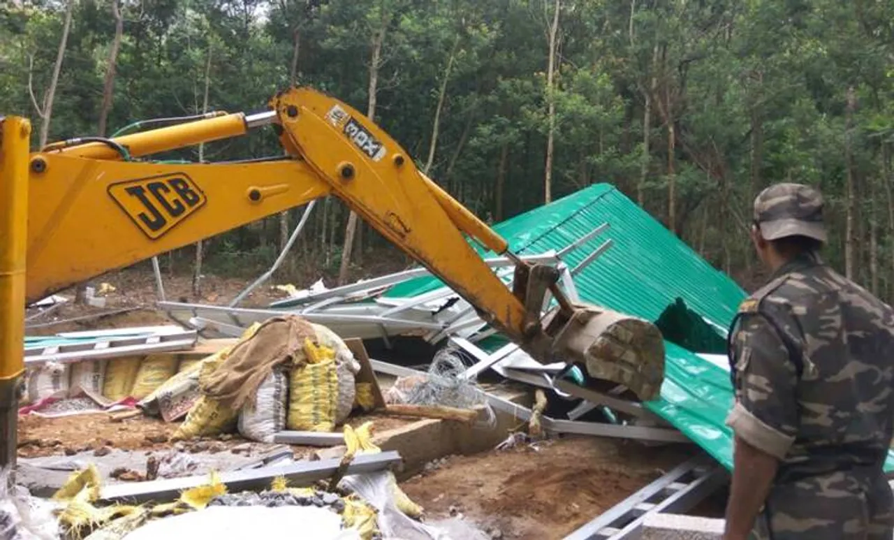 munnar, cpm,encroachment, landissue,
