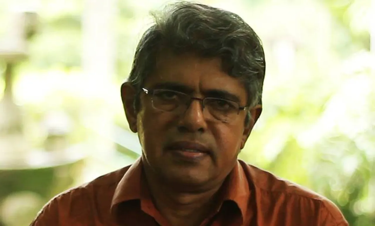 balachandran chullikkad, viju v nayarangadi, malayalam poet,