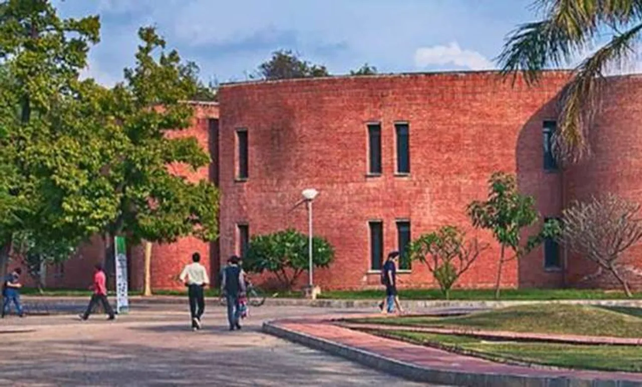 IIT Kanpur, Ragging, Suspension