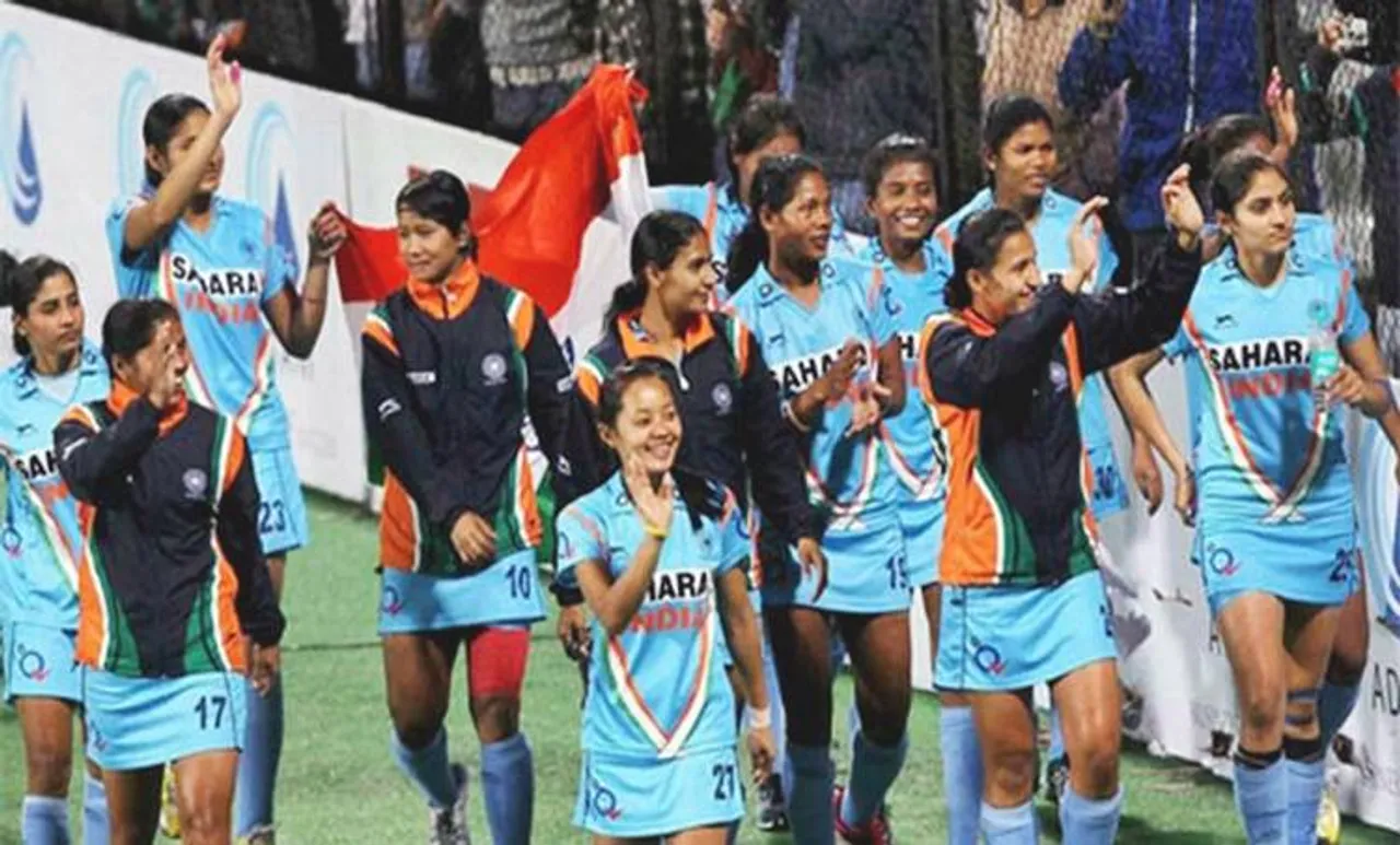 India hockey team, ഇന്ത്യൻ ഹോക്കി ടീം, India women hockey team, ഒളിമ്പിക് യോഗ്യത, Tokyo Olympics, ടോക്കിയോ ഒളിമ്പിക്സ്, hockey world cup, Sjoerd Marijne women hockey team coach, hockey news, sports news, ie malayalam, ഐഇ മലയാളം