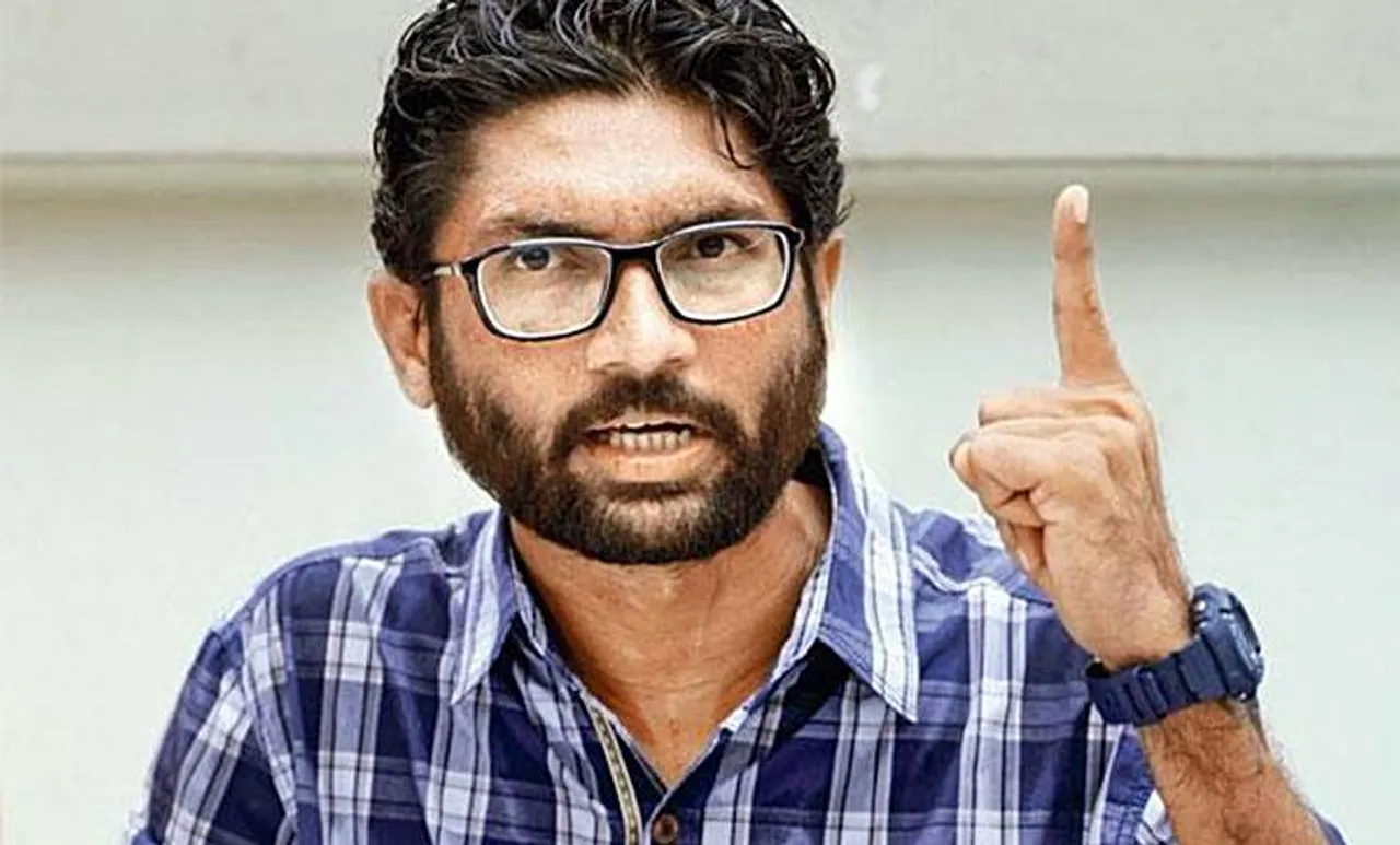'ഗാന്ധിയും അംബേദ്‌കറും പട്ടേലും ഉണ്ടായിരുന്നുവെങ്കില്‍ അവര്‍ക്ക് വേണ്ടി അഭിഭാഷക കുപ്പായമിട്ടേനെ'; ജിഗ്നേഷ് മെവാനി