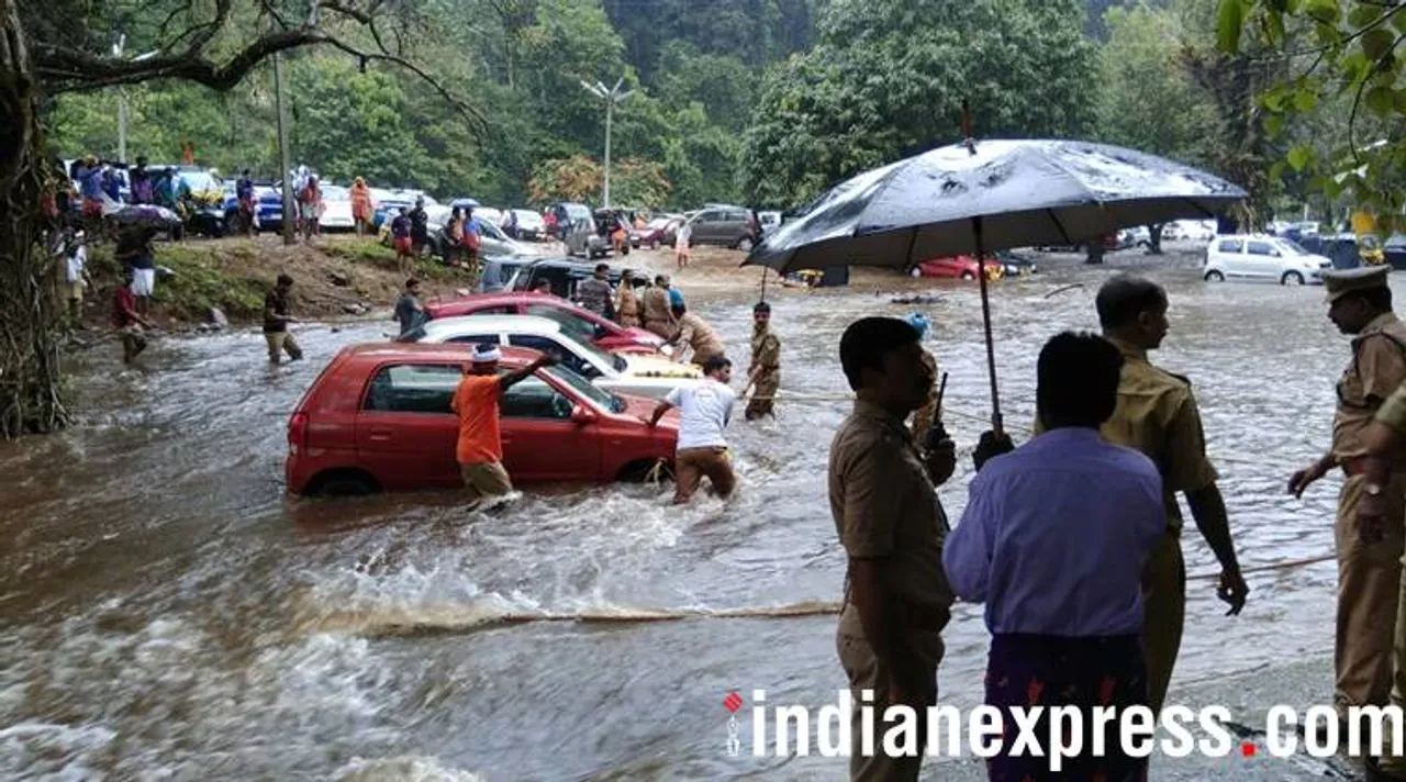 ഓഖി ചുഴലിക്കൊടുങ്കാറ്റ്; 20 ബോട്ടുകൾ കണ്ടെത്തിയതായി റിപ്പോർട്ട്; രക്ഷാപ്രവർത്തനം ഊർജിതം