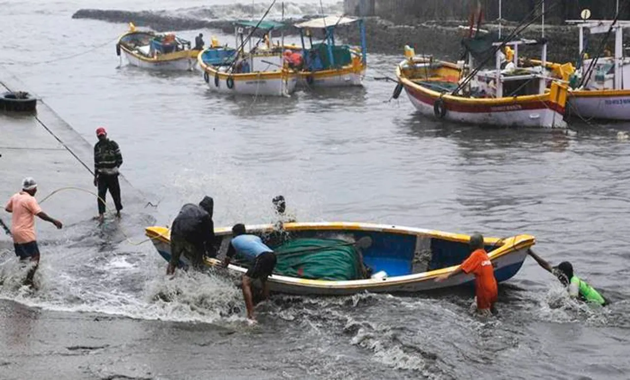 Kerala Weather: സംസ്ഥാനത്ത് ഇന്ന് നാല് ജില്ലകളിൽ ഓറഞ്ച് അലർട്ട്, ഒൻപത് ജില്ലകളിൽ യെല്ലോ അലർട്ട്