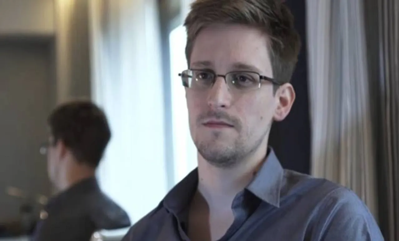 Edward Snowden slams govt over FIR against Tribune reporter